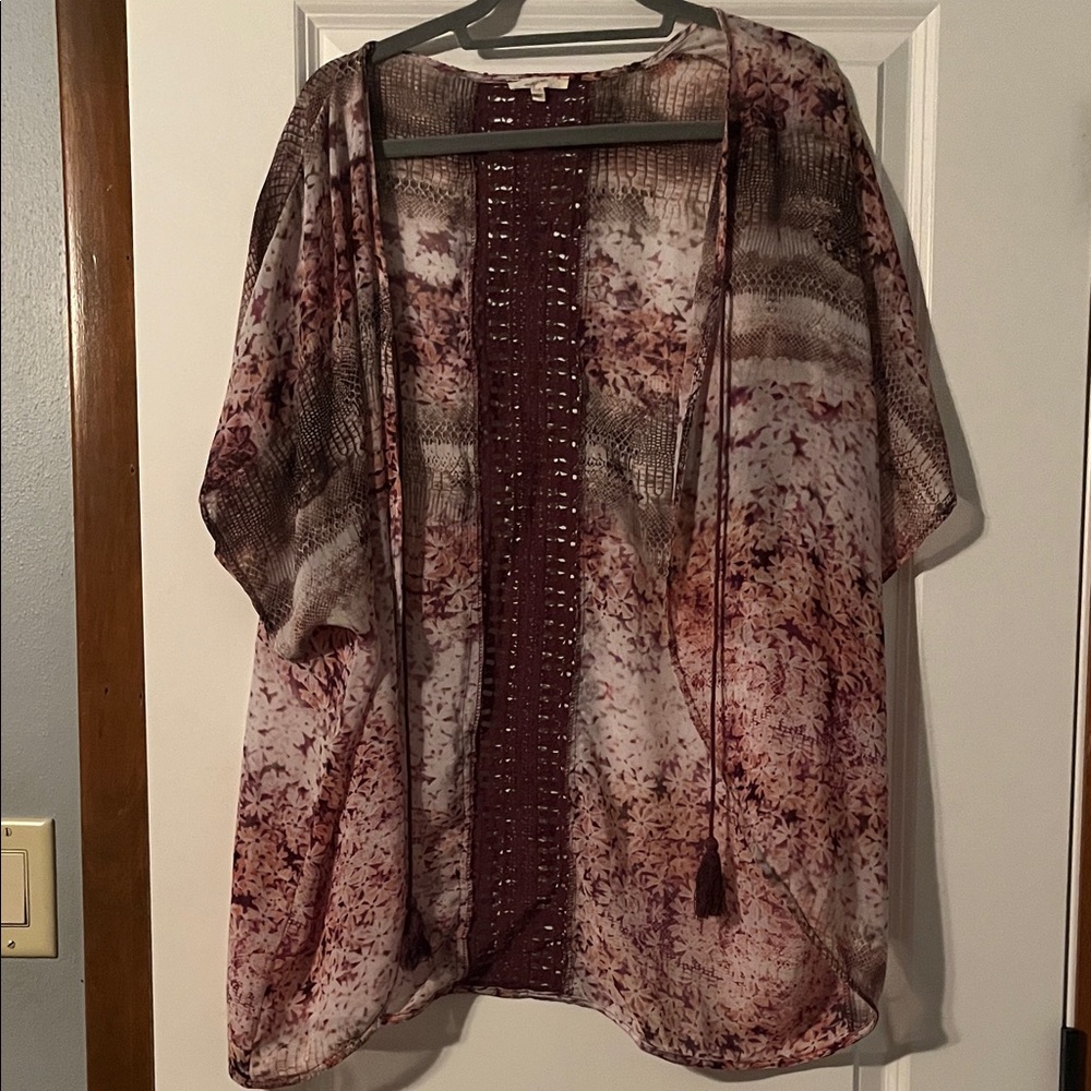 Mystree Crochet Kimono